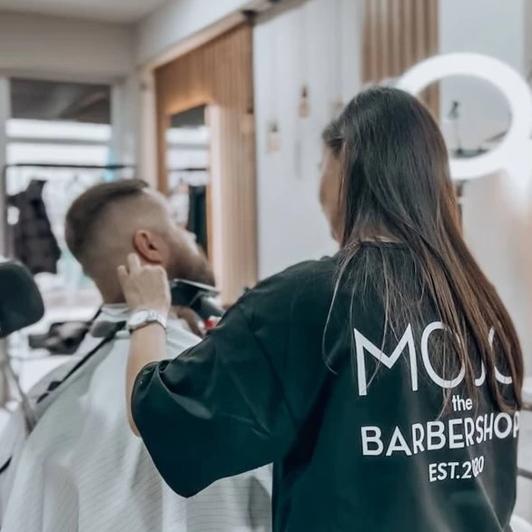 Mojo Barbershop контакти